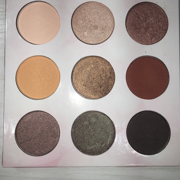 Shaaanxo 9 Pan Eyeshadow and Lipstick Palette - Picture 4 of 6